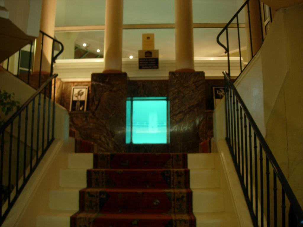 Best Western Montagne Noire Lagarrigue  Extérieur photo